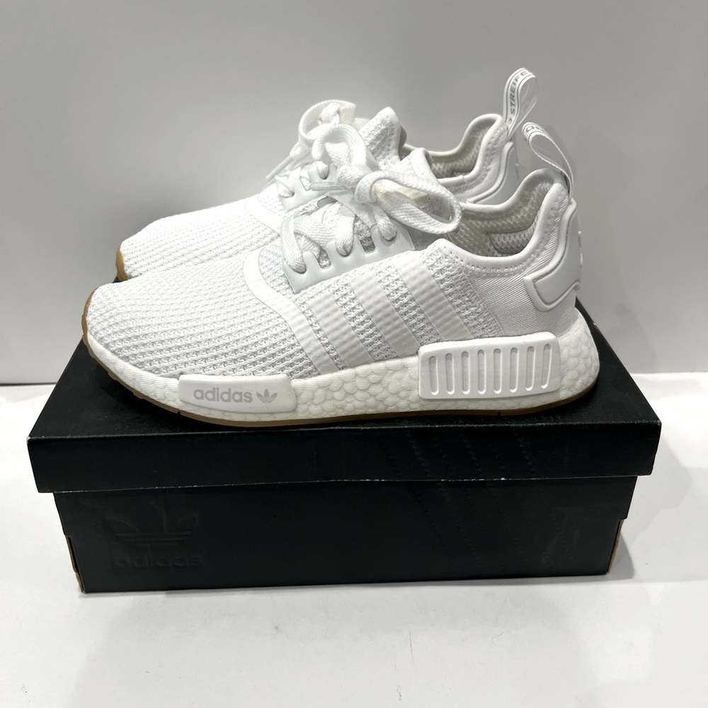Adidas Originals NMD_R1 D96635 White White Gum Women's Running Shoes - Size 7 W